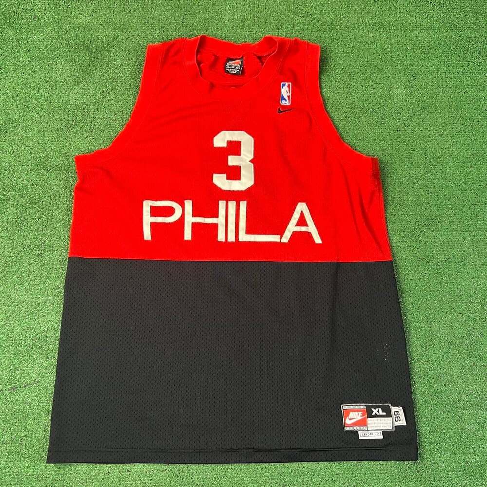 Vintage Nike Philadelphia 76ers Allen Iverson #3 Throwback Jersey